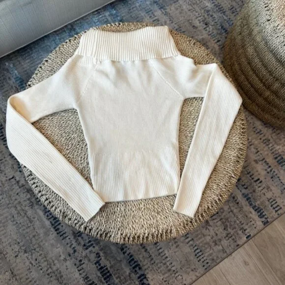 Princess Polly Cream Morley Off Shoulder Sweater, M/L - Picture 6 of 9